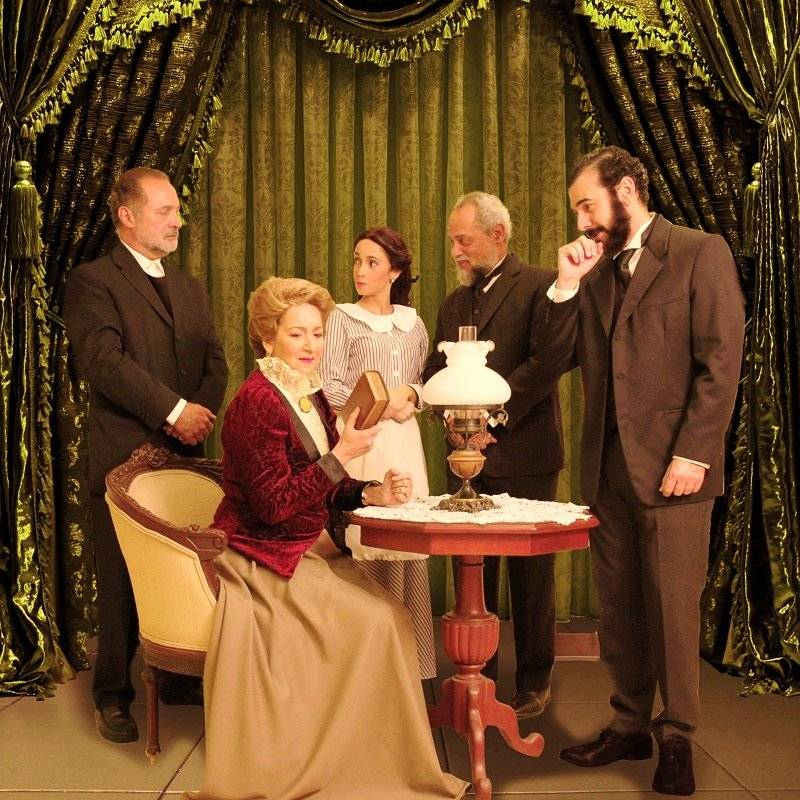 “Espectros”, en la Sala Ravelo del Teatro Nacional