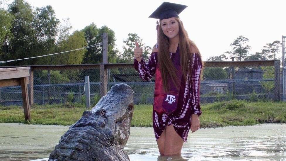 102854932alligator2-7978c39d966e15121c06791fa060feee.jpg