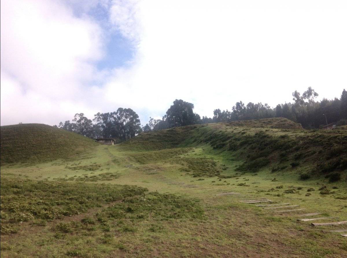 #Cochasqui #Piramides #Pichincha #Ecuador #nature #narutal #naturaleza Fotografía: #Vianca L.