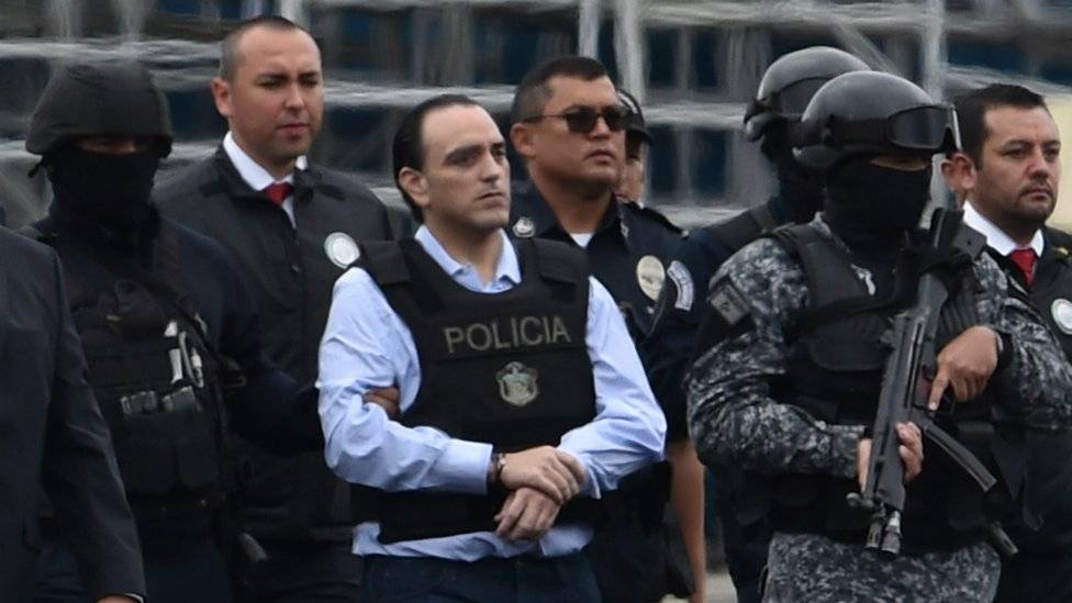 102904685robertoborgecorrupcionmexico976x549-4179cd0674a7ab08629994f2d3b26882.jpg