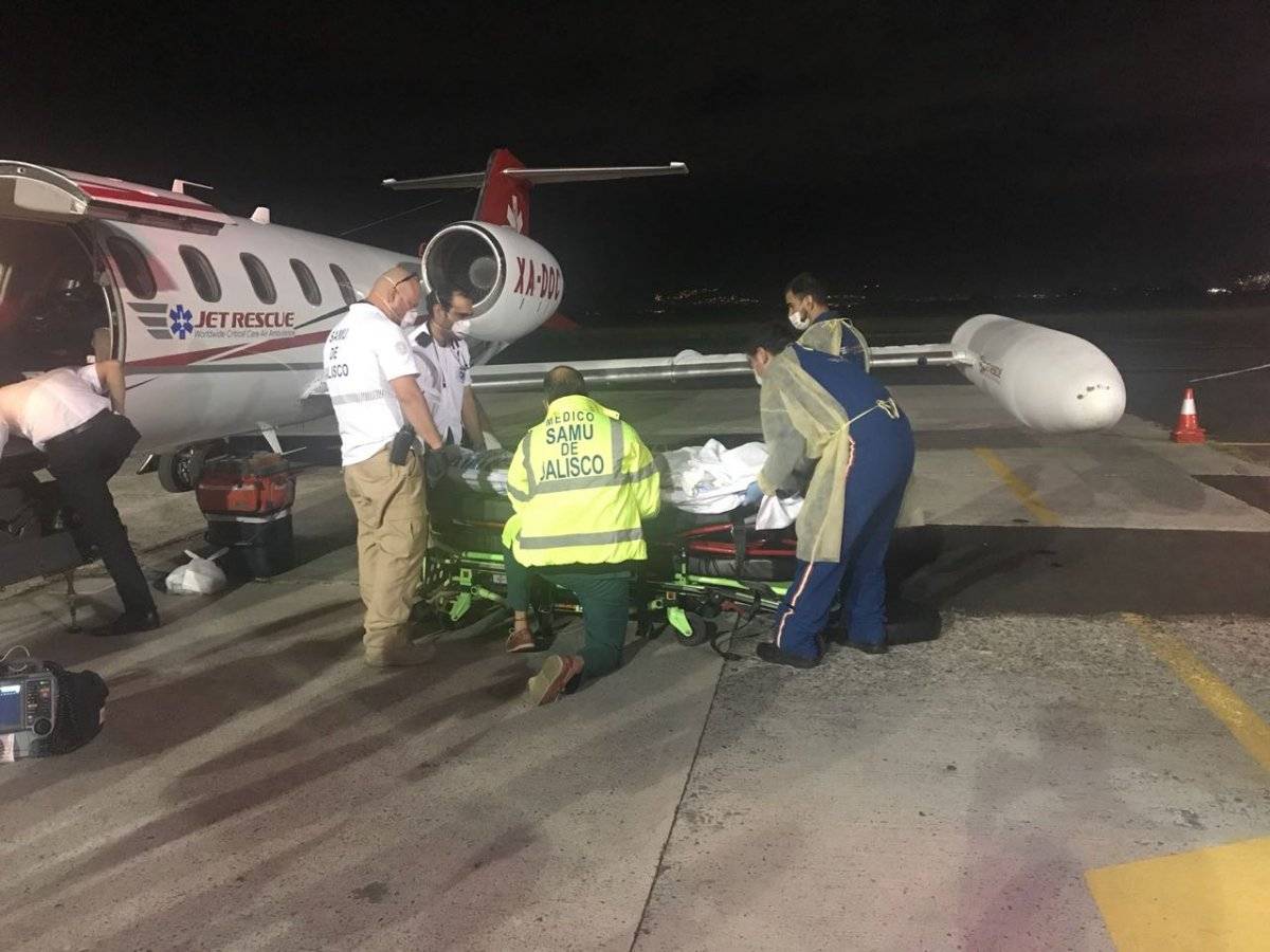 Regresa Elizabeth a Guadalajara para culminar su rehabilitación