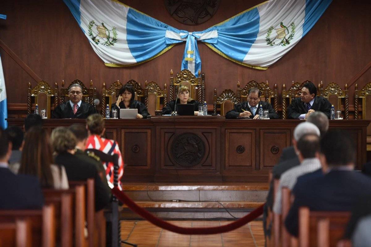 Canciller en vista pública en la CC por retiro de embajador de Suecia