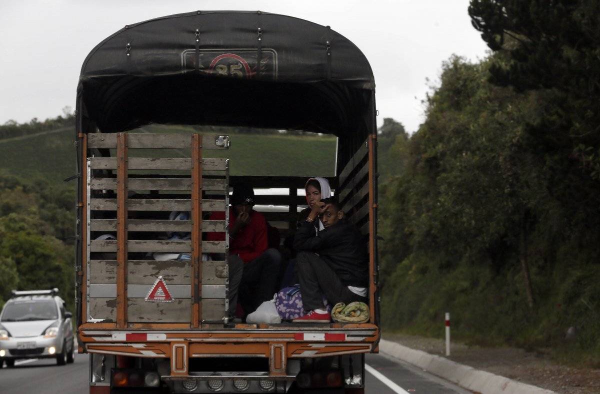 Venezolanos sin pasaporte ingresaron a Ecuador en su camino hacia Perú