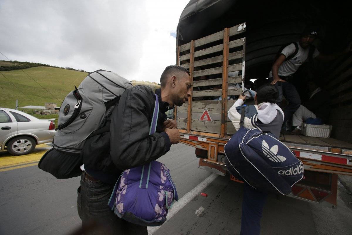Venezolanos sin pasaporte ingresaron a Ecuador en su camino hacia Perú