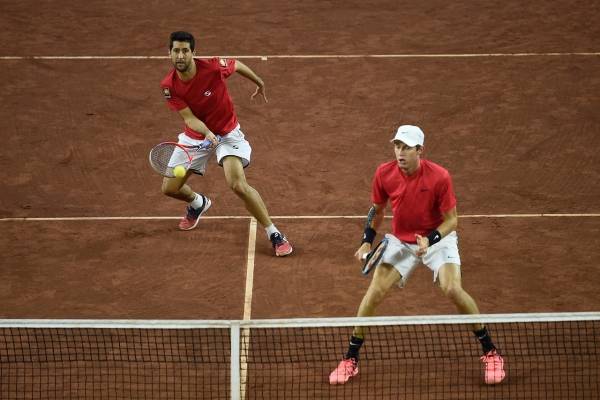 Triunfos de Leo Mayer, Zeballos y Andreozzi — Winston Salem