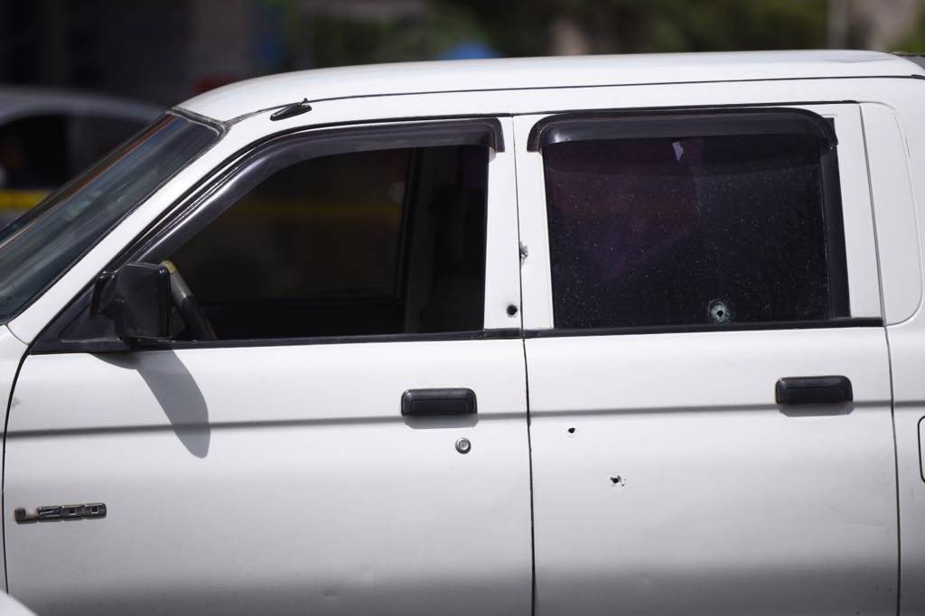 ataque armado contra conductor de vehículo en calzada Roosevelt