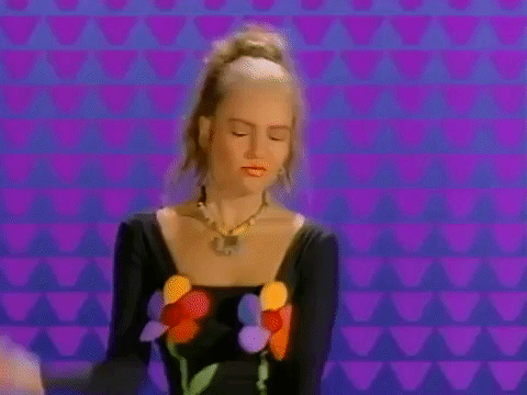 giphy-bcbfe2613edd44399ad4bd479e5599c4.gif