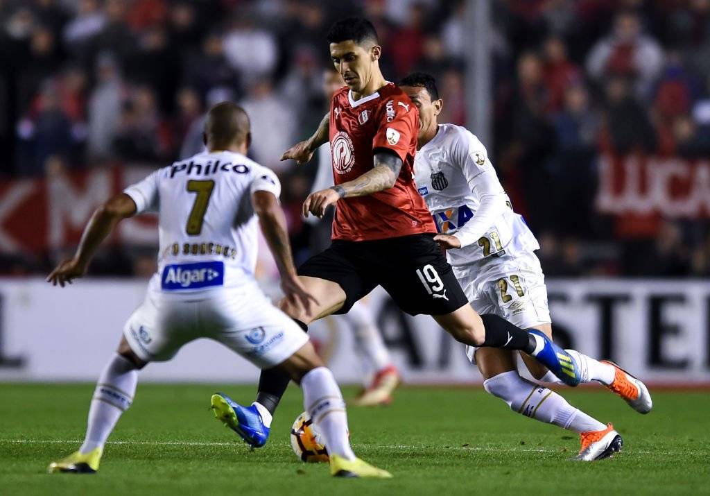 El Tucu Hernández se afianza como titular en Independiente / Foto: Getty Images