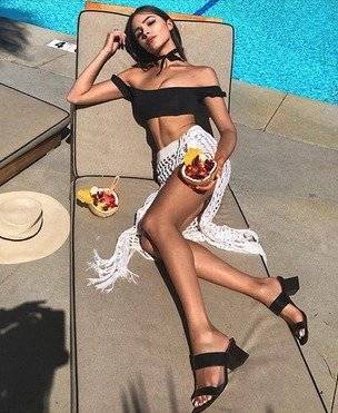 Sandalias de tira y tacón cuadrado