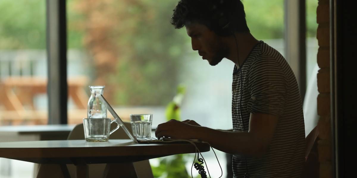 Estos son los pasos para que puedas buscar empleo por Facebook