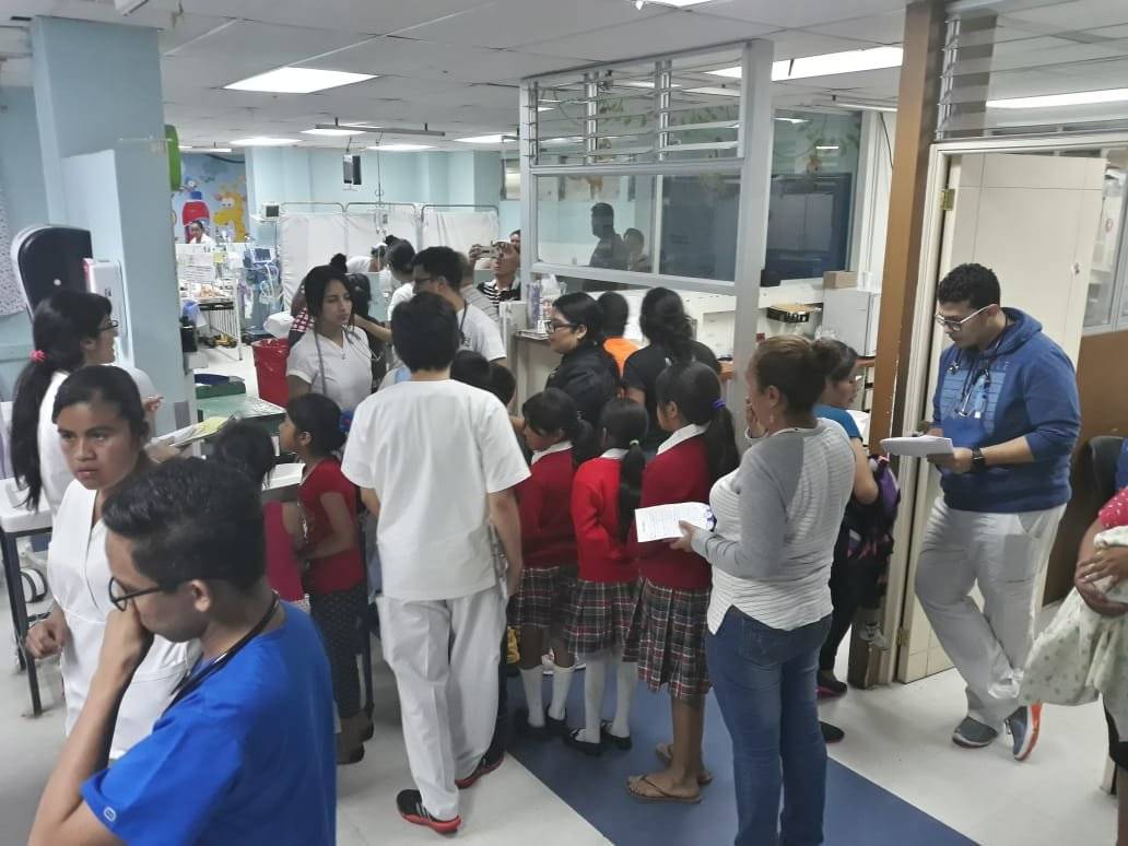 estudiantes intoxicados son atendidos en el hospital General