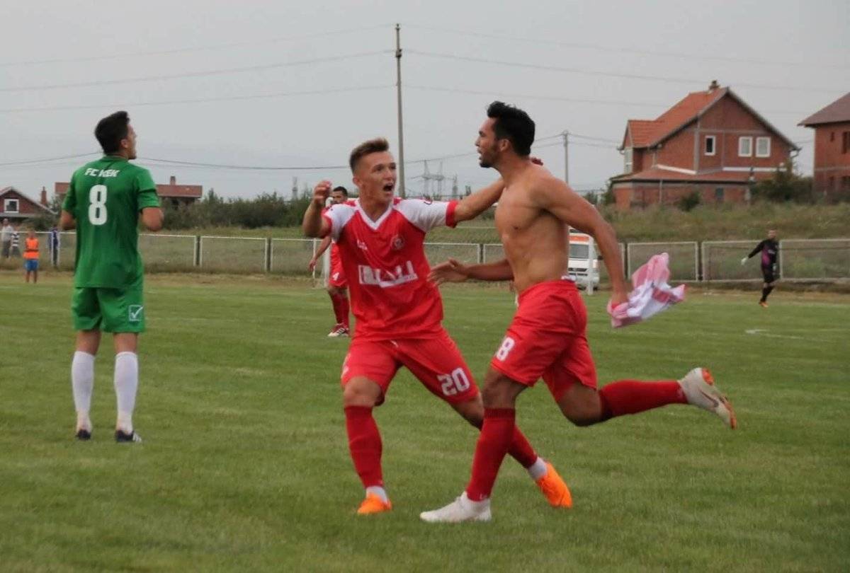 Pérez festejó su primer gol en Kosovo