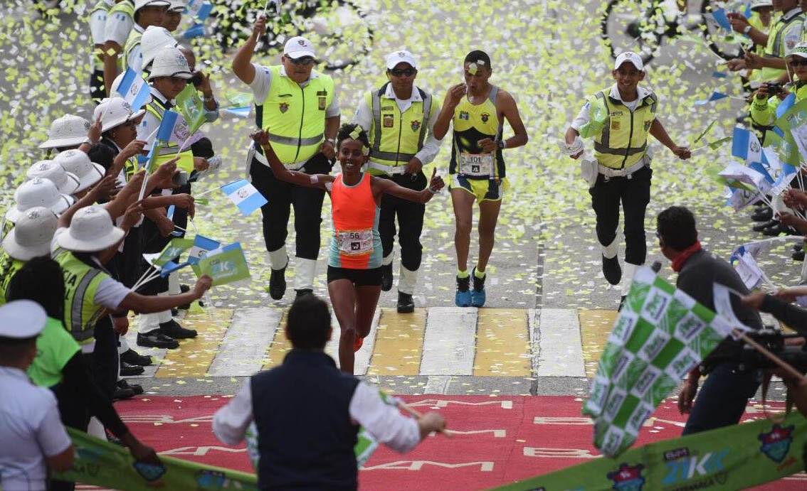 Firegenet Ayalew la ganadora de los 21K