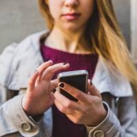 Estudio revela que las parejas que se conocen por Tinder son más duraderas