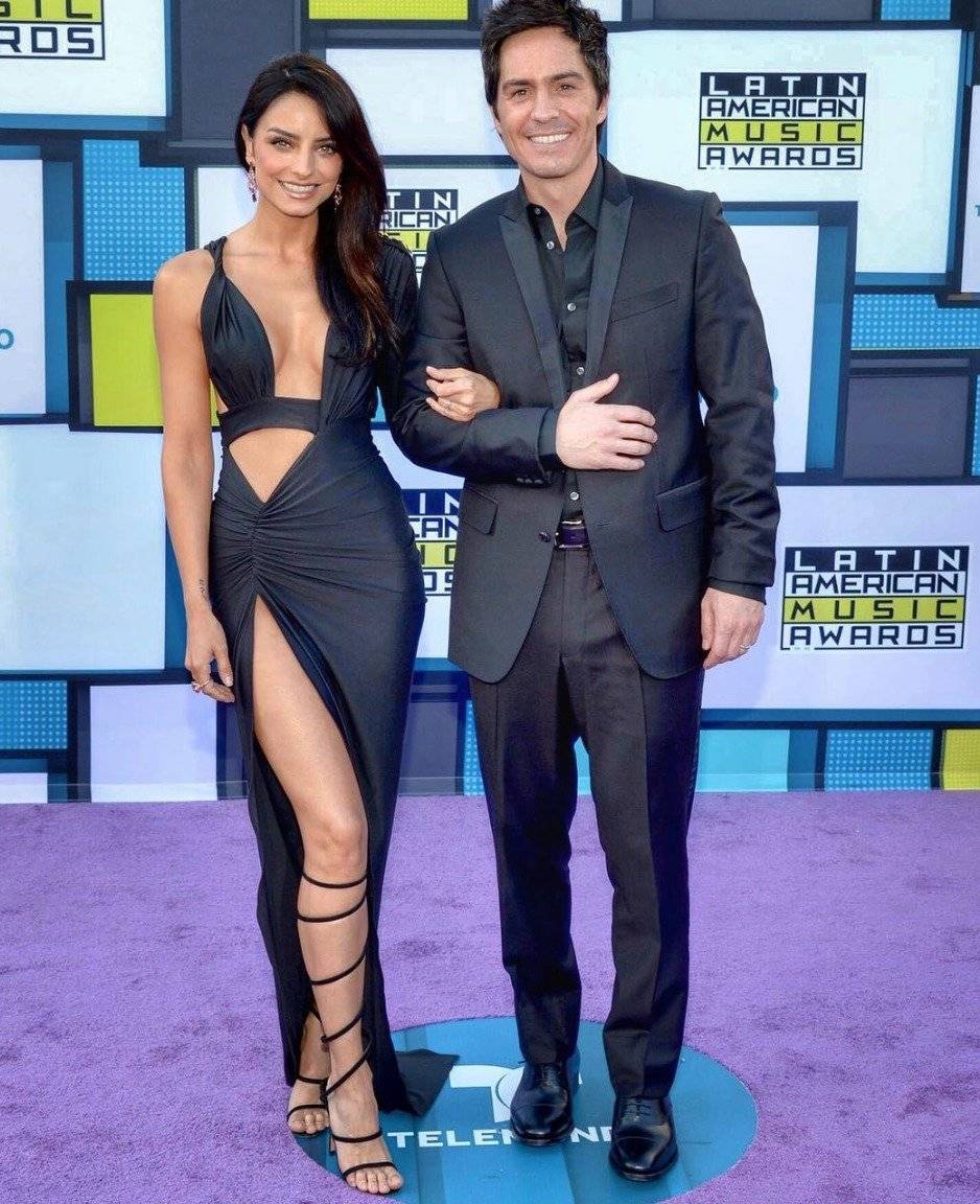 Aislinn Derbez