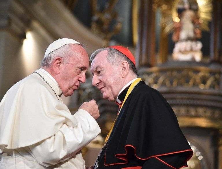 Papa Francisco y Pietro Parolin