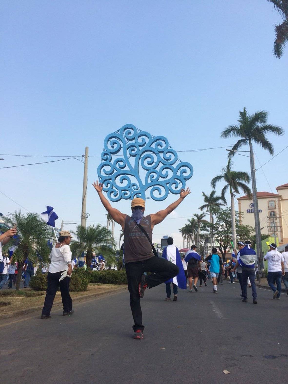 Yoga en medio de protestas en Nicaragua