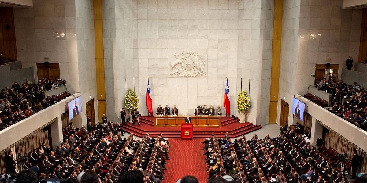 Chile: ¡Correos del Congreso podrían haber sido hackeados!