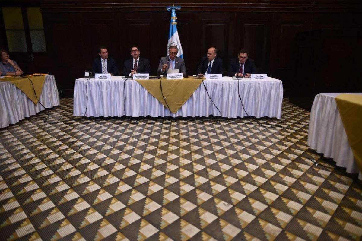 Comisión pesquisidora contra Jimmy Morales