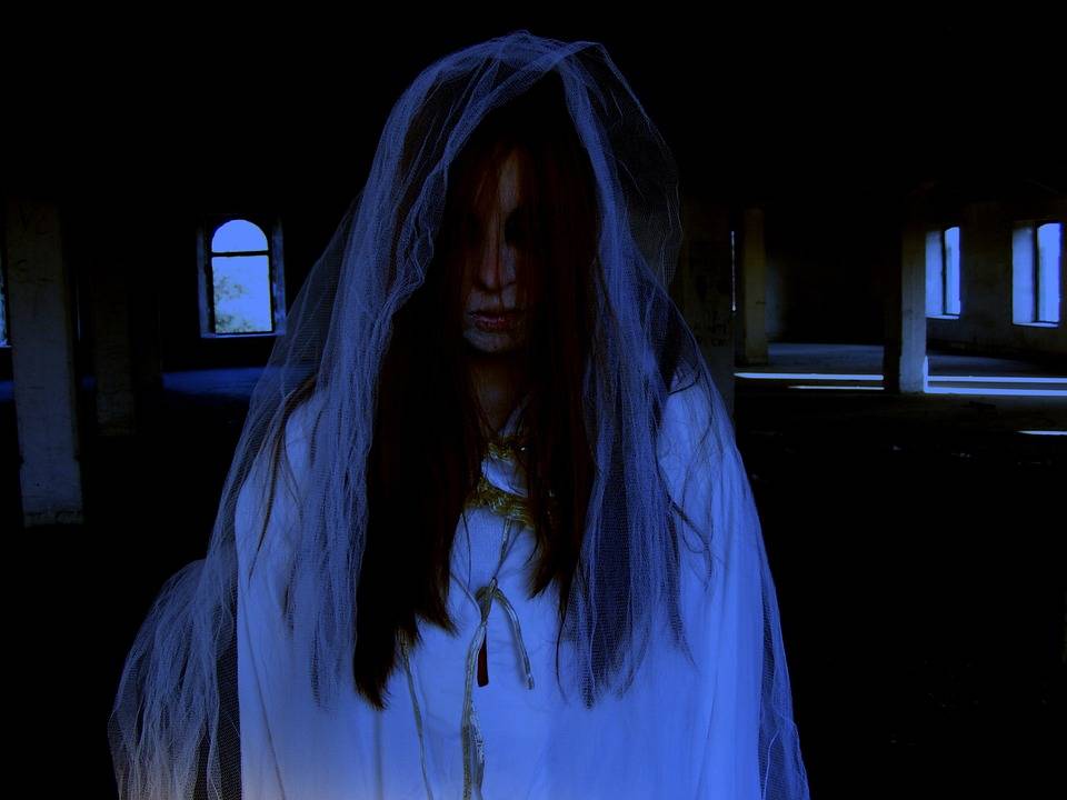 según Internet, Google Maps pudo haber captado la imagen de una niña fantasma según Internet, Google Maps pudo haber captado la imagen de una niña fantasma