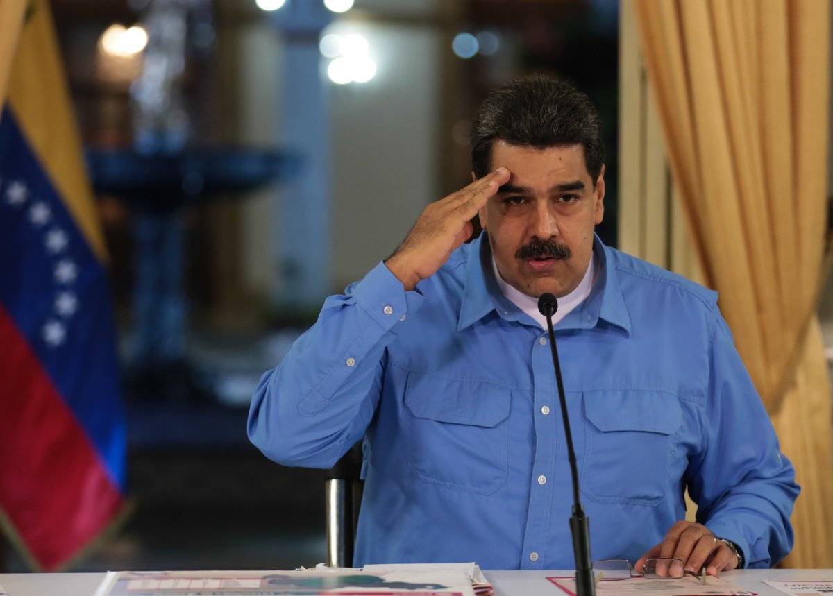 Presidente venezolano, Nicolás Maduro, mientras da anuncios económicos en cadena nacional