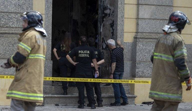 Incendio en Museo Nacional de Rio de Janeiro