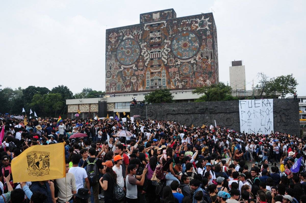 Marcha en CU.