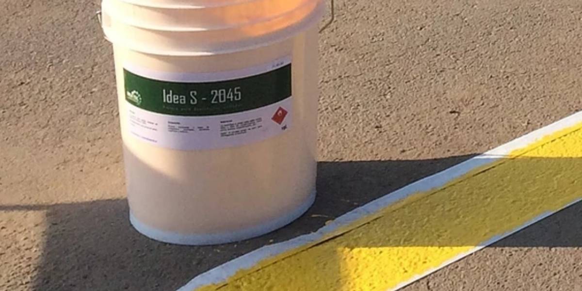 Químicas chilenas transforman plumavit en pintura para calles y fachadas