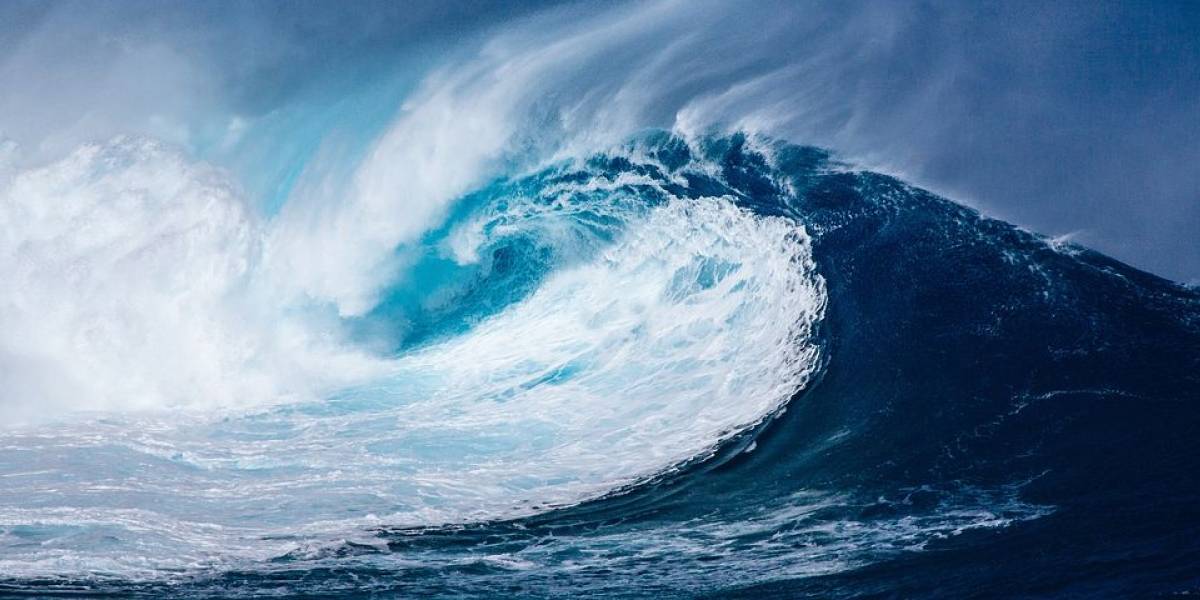 Científicos descubren que erupción del Volcán Krakatoa causó un tsunami de 150 metros