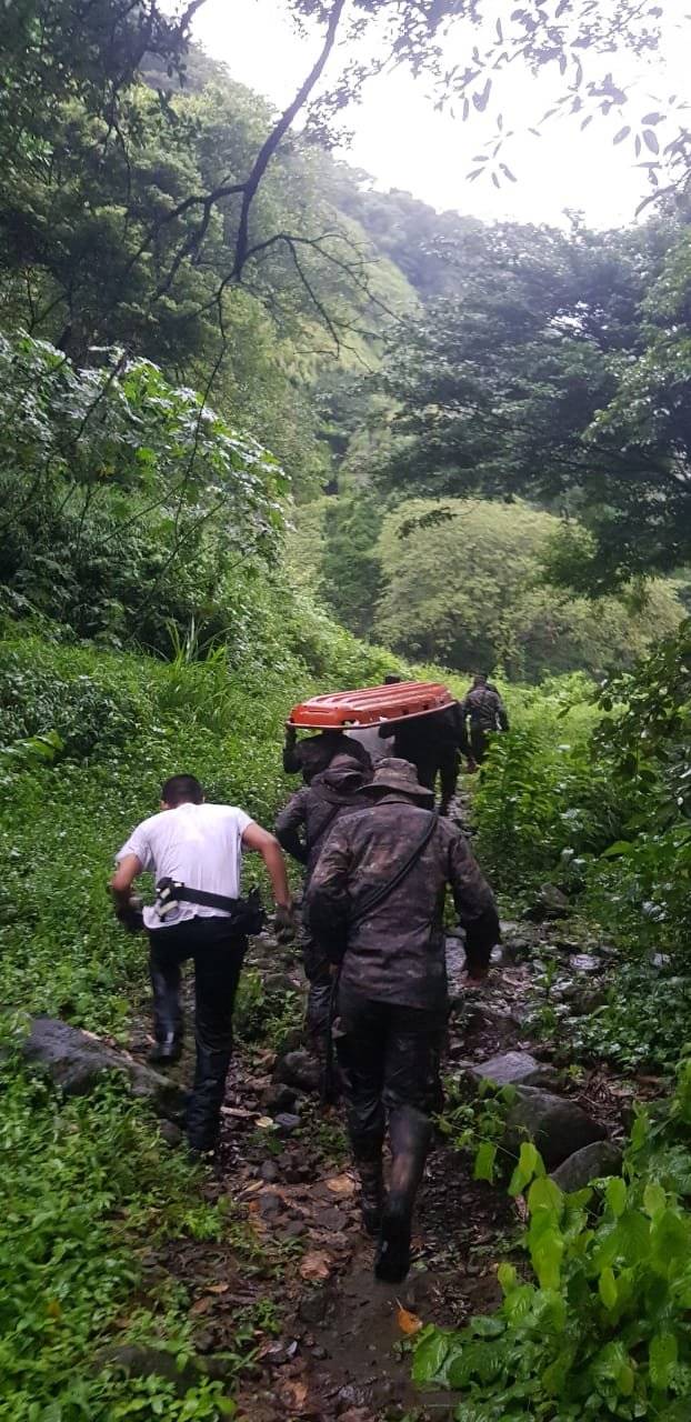 Turistas rescatados en Los Tres Picachos