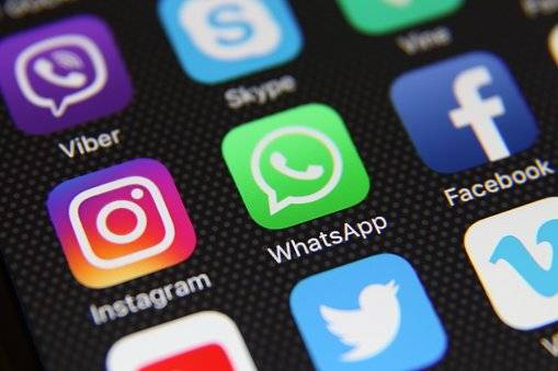 WhatsApp Referencial