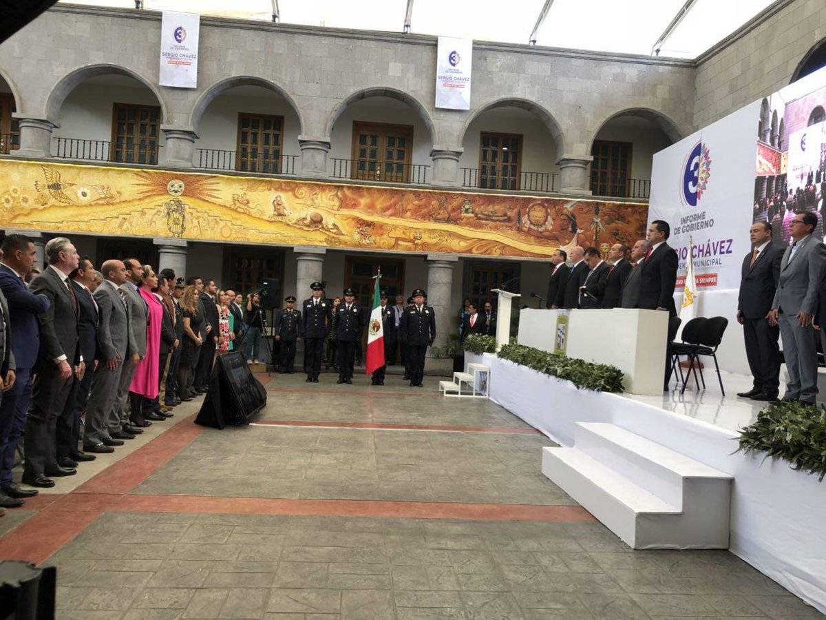 Rinden informes alcaldes en Tlaquepaque y Tonalá