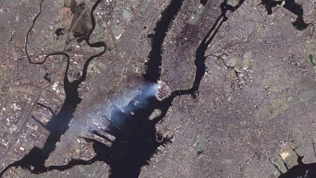 Así se vio desde el espacio el ataque de las Torres Gemelas
