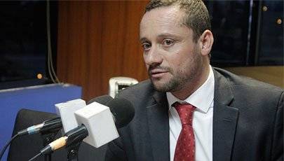 Investigan a exministro de Telecomunicaciones por enriquecimiento ilícito