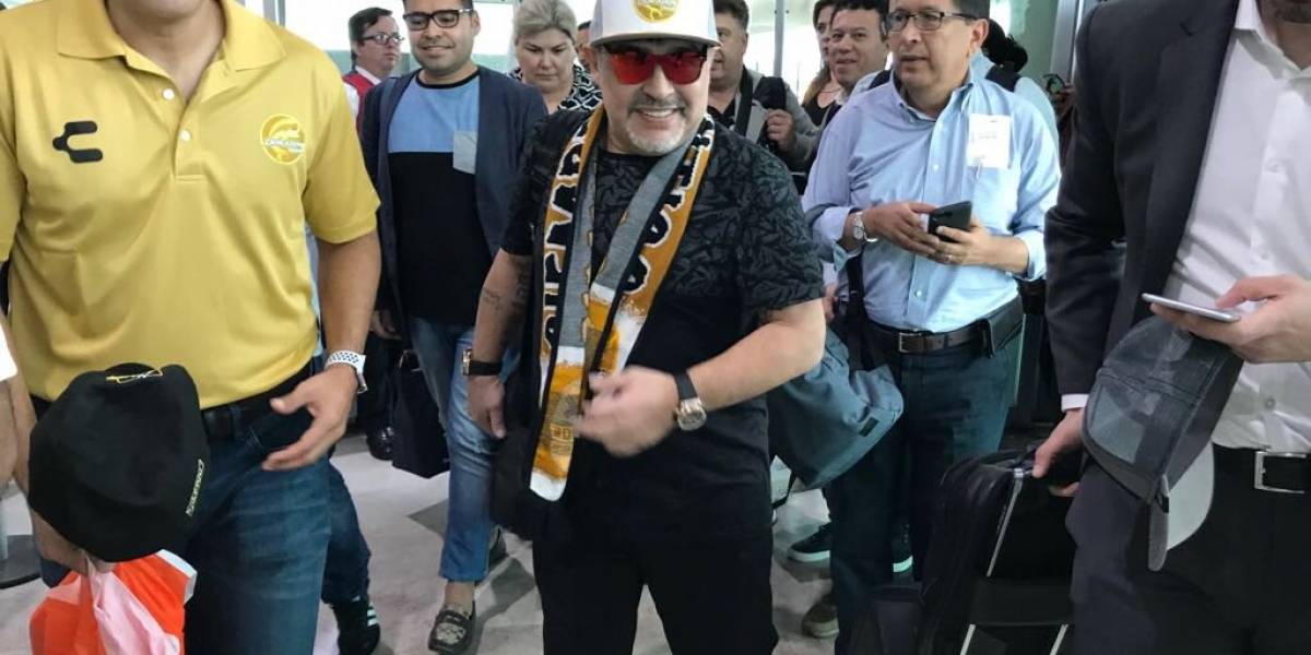 Diego Maradona llegó a Sinaloa, y su comportamiento bastante peculiar llenó la red de memes