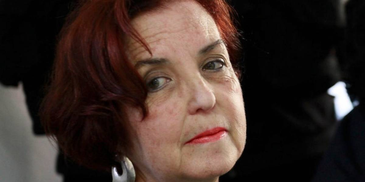 Ministra Gloria Hutt se refiere a filtración de tarjetas de crédito por parte de Correos de Chile