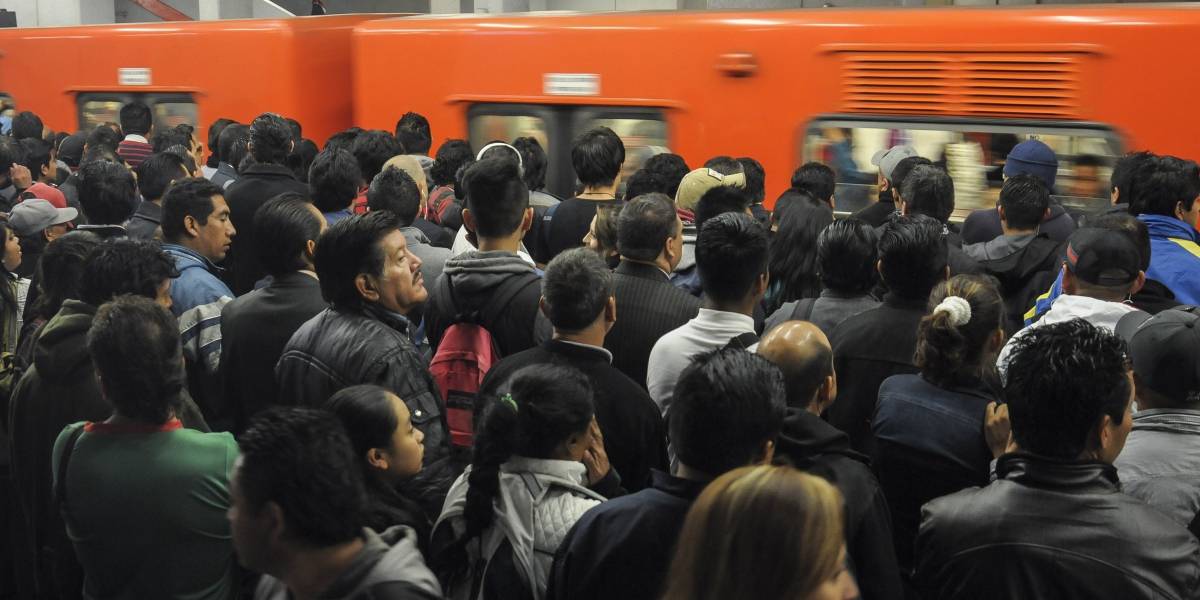 Metro aplica marcha de seguridad en toda la red por lluvia