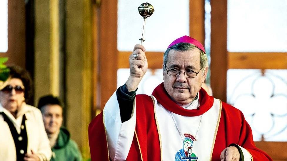 103396499bishopjuanbarrosgetty-dfd04b62090bc073d4fca573d0e7931f.jpg