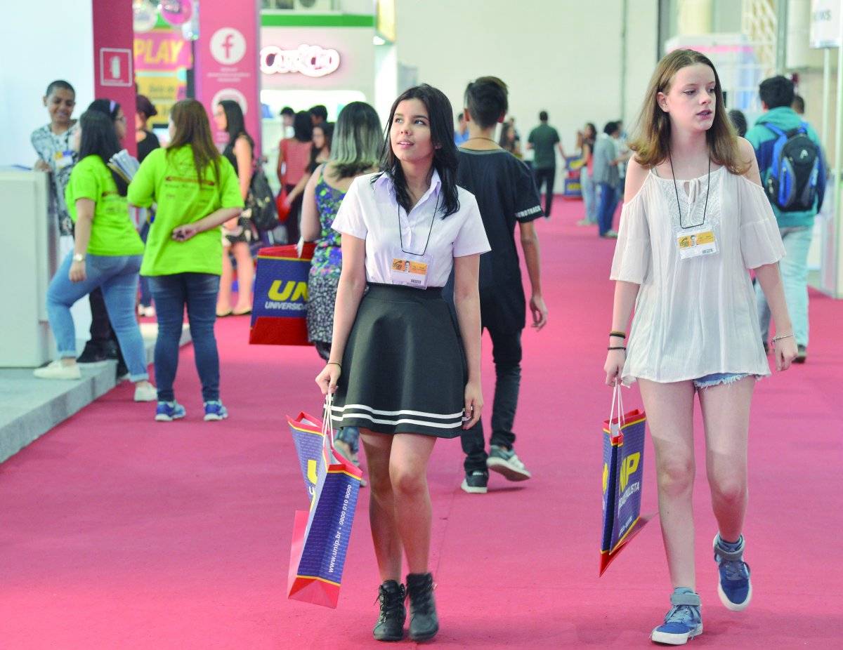 Feira Guia do Estudante
