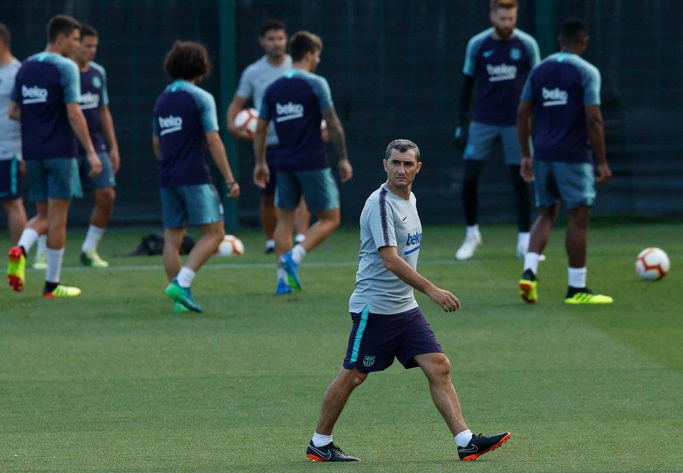 Ernesto Valverde hará rotaciones en el Barça. Vidal puede ser uno de los beneficiados / Foto: Tras la gira por Asia con la Roja, Vidal se reintegró a los entrenamientos del Barça y fue convocado para jugar ante la Real Sociedad / Foto: AP