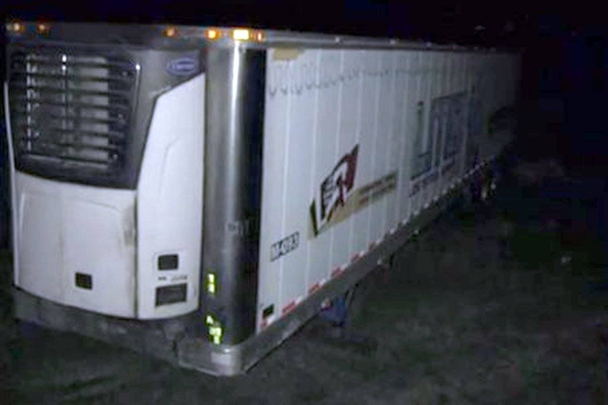 Prevalece la odisea de tráiler con 157 cuerpos en Guadalajara