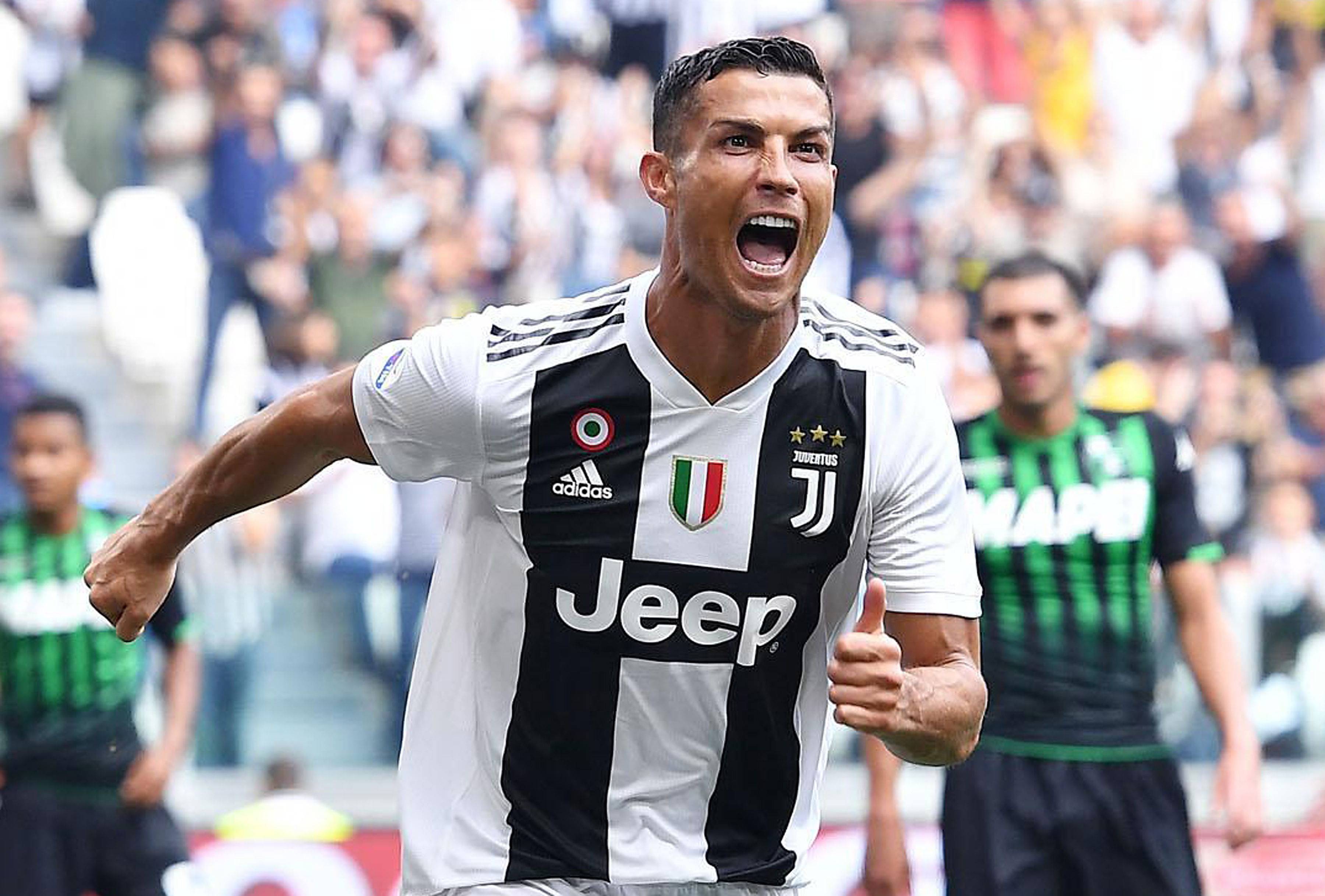 Cristiano Ronaldo firma un doblete y mantiene al Juventus con el pleno de puntos