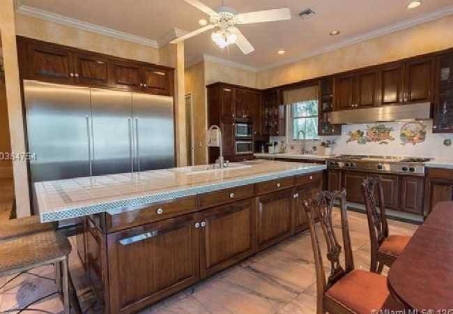 Mansion LF 2