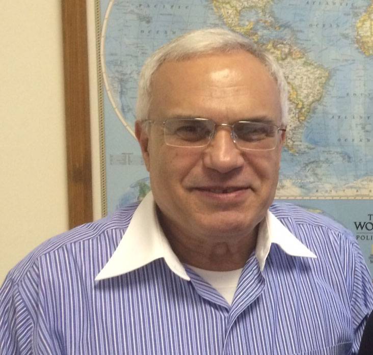 Hilal Khashan, profesor de ciencias políticas en la Universidad Americana de Beirut. Hilal Khashan, profesor de ciencias políticas en la Universidad Americana de Beirut.
