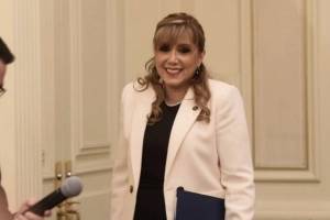 Voto razonado de Dina Ochoa retrasa notificación sobre resolución que permite ingreso de Iván Velásquez