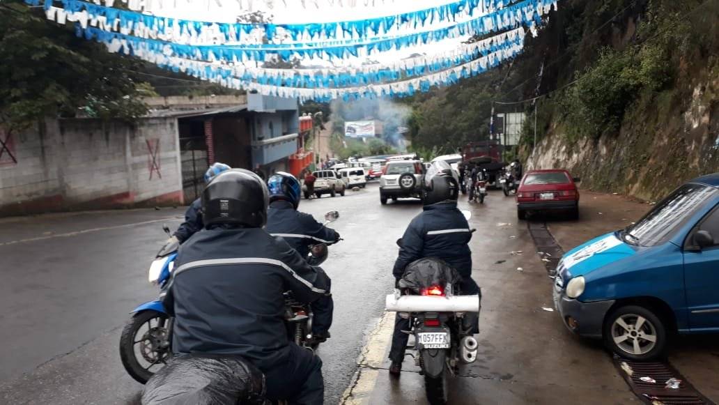 transportistas realizan bloqueos en Quiché