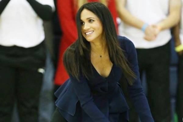 Meghan Markle rompió el protocolo nuevamente y sorprendió a todos Meghan Markle rompió el protocolo nuevamente y sorprendió a todos