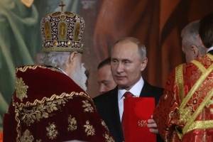 https://www.publimetro.com.mx/mx/bbc-mundo/2018/09/25/neil-macgregor-exdirector-del-museo-britanico-es-imposible-separar-la-religion-de-la-politica.html