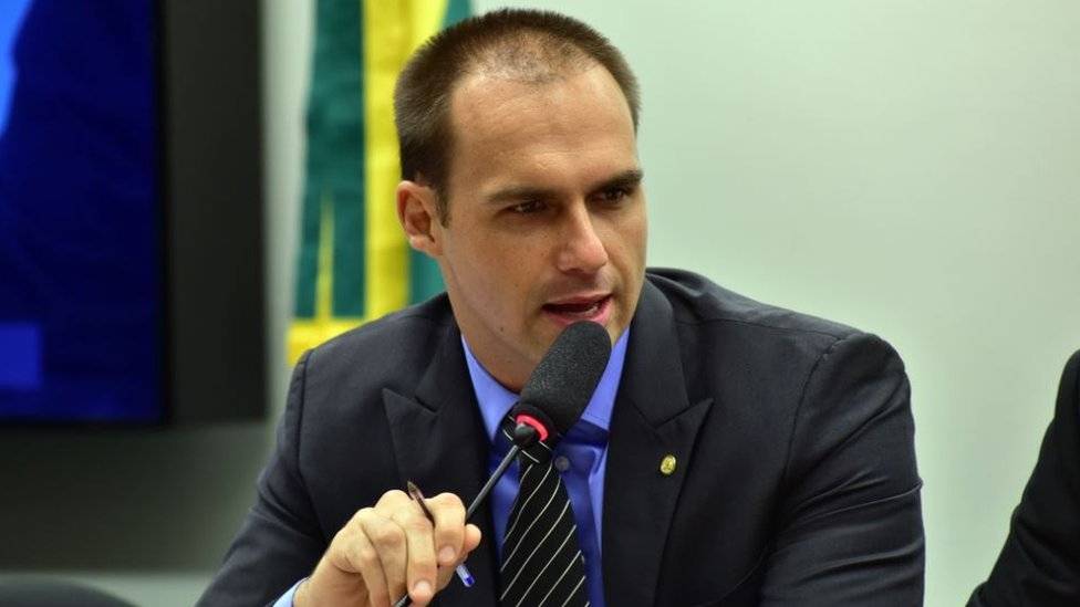 103563980eduardobolsonarozecaribeiroagcd-b7b6f578d7130da0f9fe5c309f826803.jpg