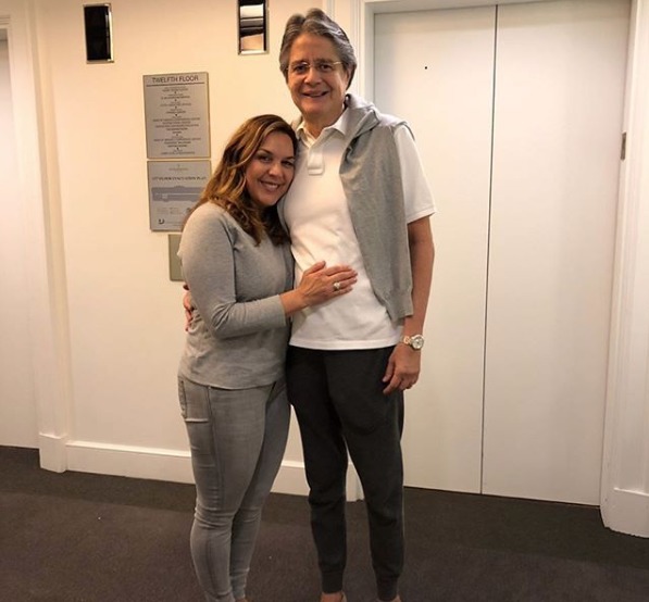 Guillermo Lasso reaparece tras operación en Estados Unidos